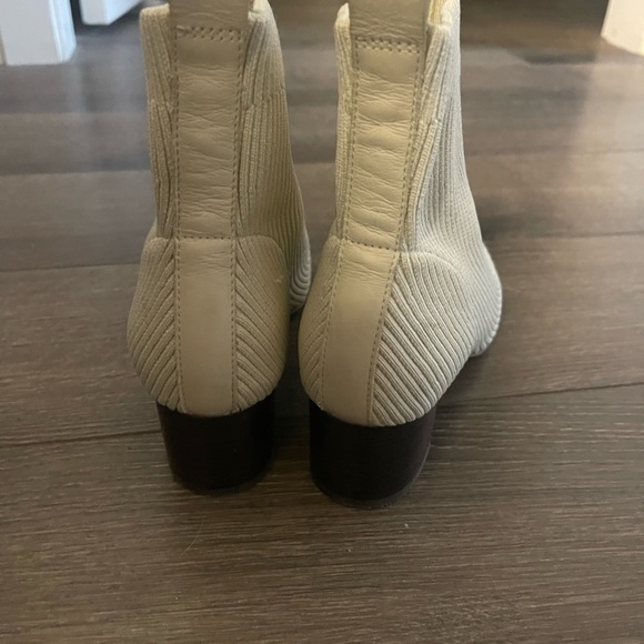 Everlane The Glove Boot - Picture 2 of 8